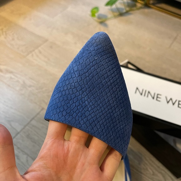 Nine West Flats - Picture 5 of 8